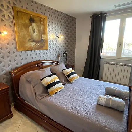 Renovee Avec Piscine, Proche Mer Et Commerces, Grand Jardin, Bbq/plancha, Parking Multiple, 10 Pers. - Fr-1-800-2 Vila Le Grau-dʼAgde