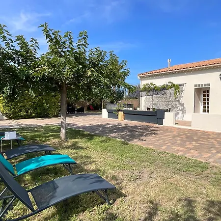 Renovee Avec Piscine, Proche Mer Et Commerces, Grand Jardin, Bbq/plancha, Parking Multiple, 10 Pers. - Fr-1-800-2 Vila *