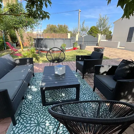 Vila Renovee Avec Piscine, Proche Mer Et Commerces, Grand Jardin, Bbq/plancha, Parking Multiple, 10 Pers. - Fr-1-800-2 Le Grau-dʼAgde