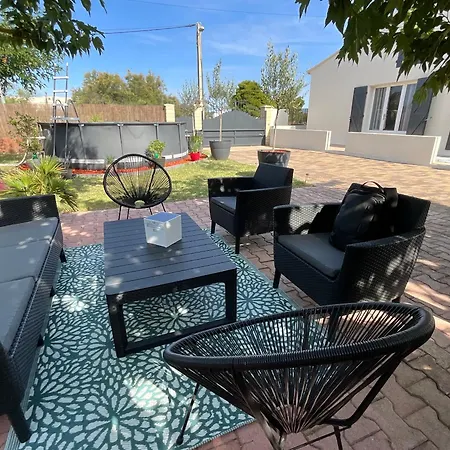 Renovee Avec Piscine, Proche Mer Et Commerces, Grand Jardin, Bbq/plancha, Parking Multiple, 10 Pers. - Fr-1-800-2 Vila *