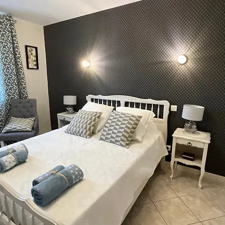 Vila Renovee Avec Piscine, Proche Mer Et Commerces, Grand Jardin, Bbq/plancha, Parking Multiple, 10 Pers. - Fr-1-800-2 Le Grau-dʼAgde